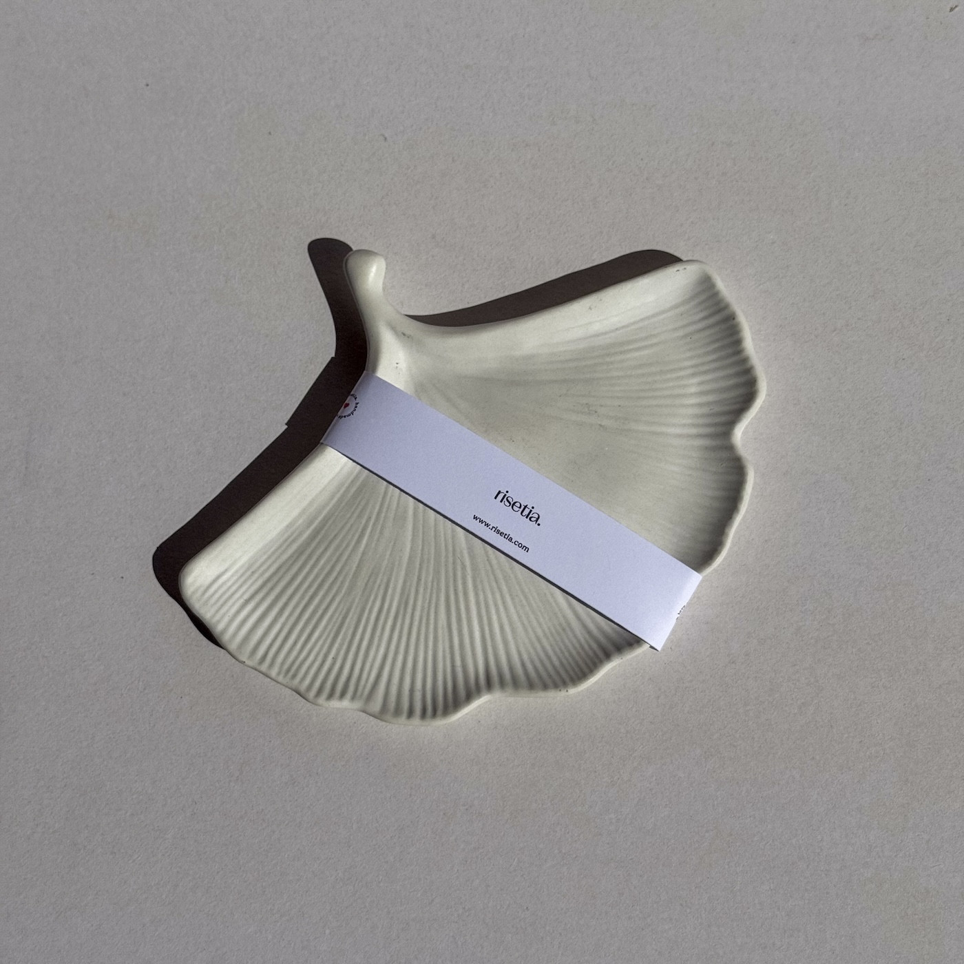 Tray Feather