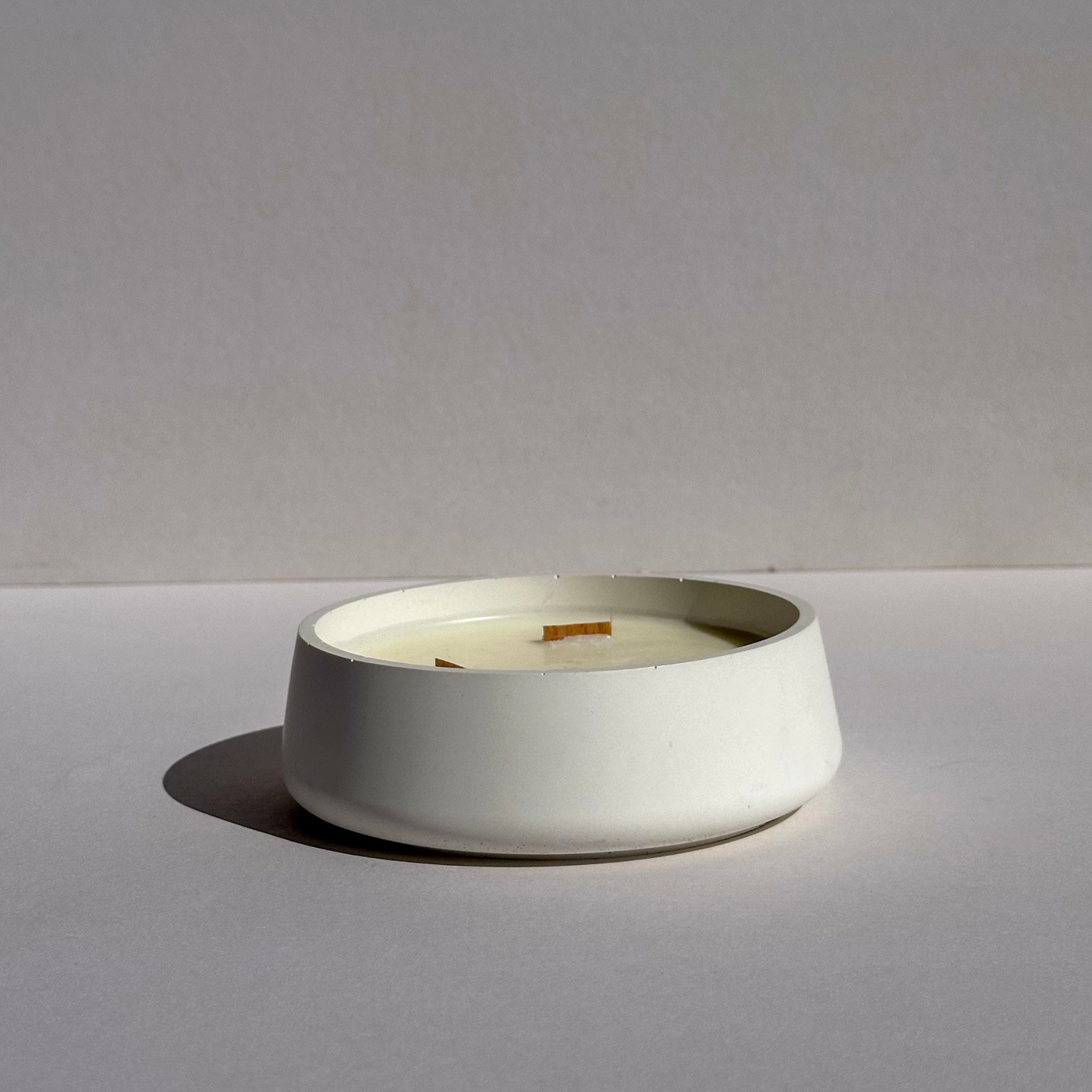 Caramel Embrace Large Bowl