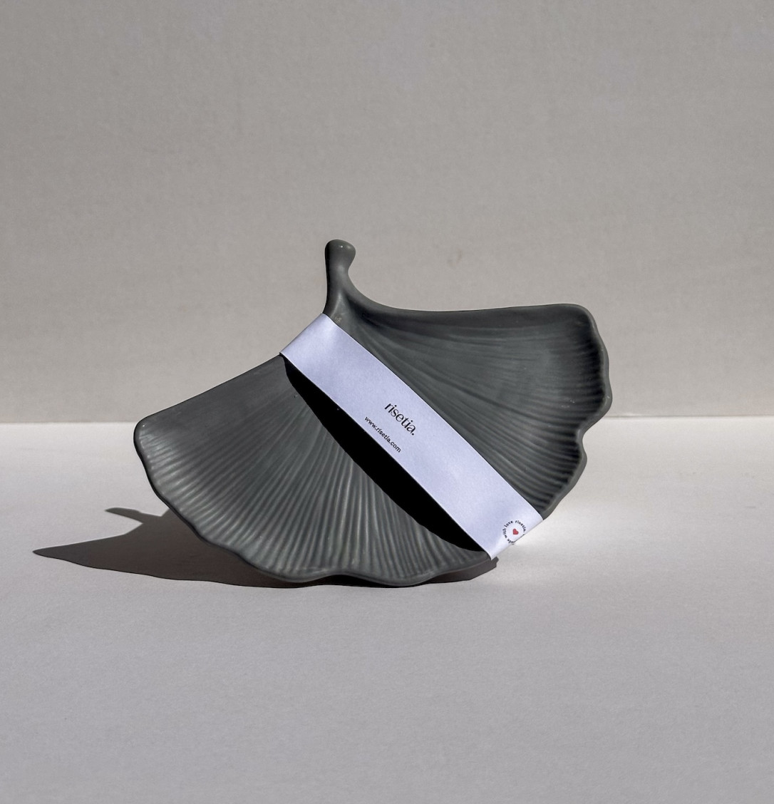 Tray Feather