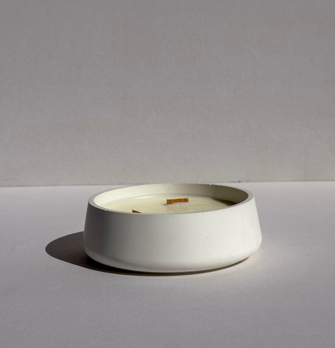 Caramel Embrace Large Bowl